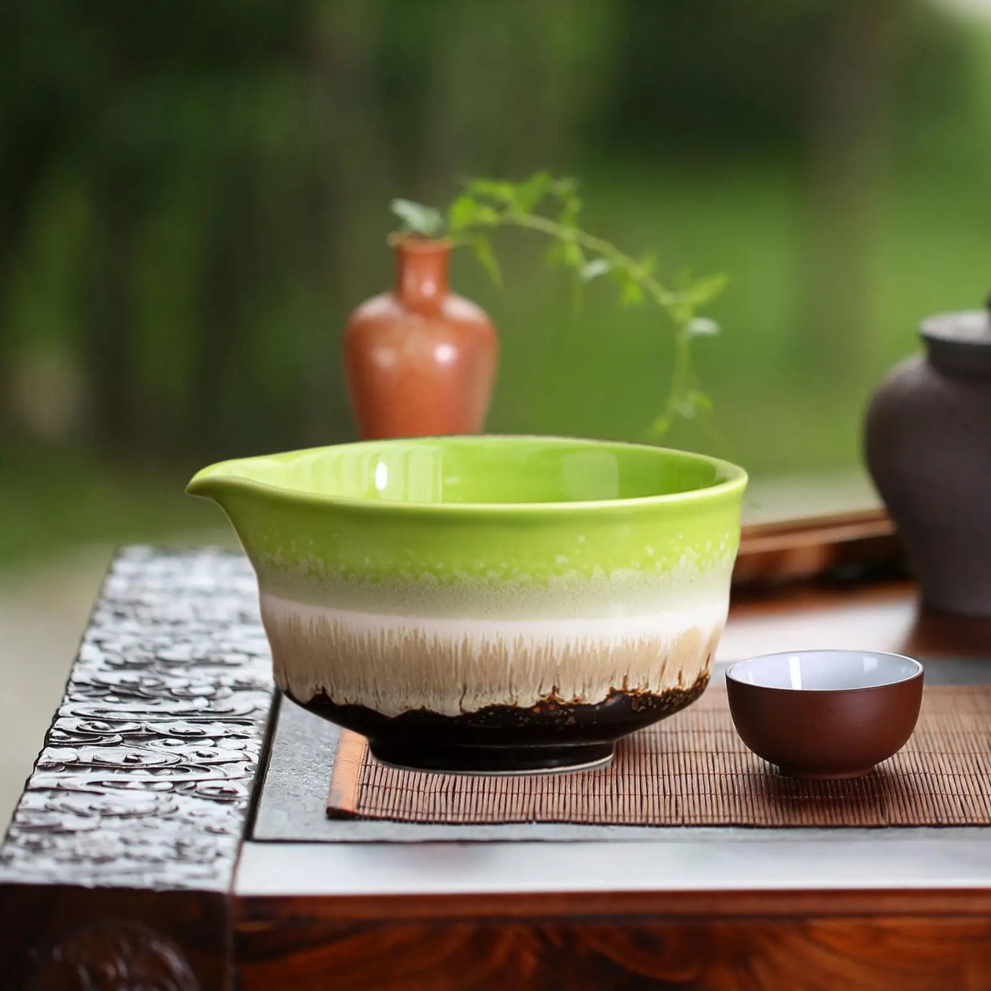 Ceramic Matcha Bowl with Spout Japanese Tea Cup for Friends Family Beginner Handmade Ceramic Matcha Bowl for Whisked
