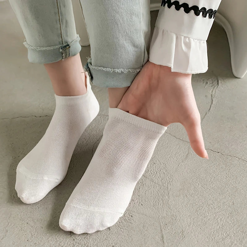 5 Pairs Women Short Socks Harajuku Cute Embroidery Cherry Blossom Sakura Casual Funny Kawaii Solid White Cotton Ankle Socks Sox